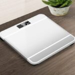 iScale Digital LED Bathroom Weighing Scale | Tempered Glass, Accurate & Automatic Weight Monitor - Image 3
