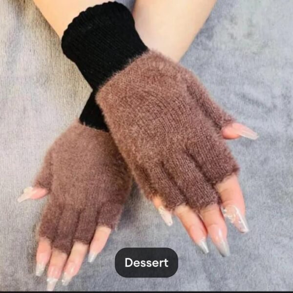 Soft Fingerless Winter Gloves, One Pair – detail