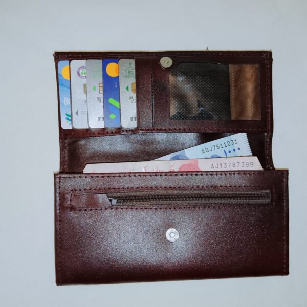 Classic Foldover Clutch Wallet – detail